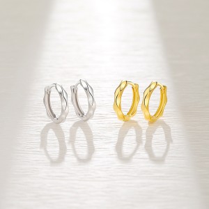 925 Sterling Silver Geometric Pattern Hoop Earring 60200235