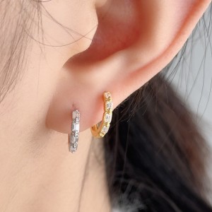 925 Sterling Silver Rectangle Zirconia Hoop Earring 60200246