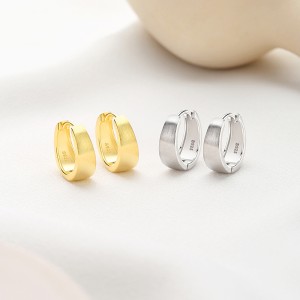 925 Sterling Silver Brushed Pattern Hoop Earring 60200248