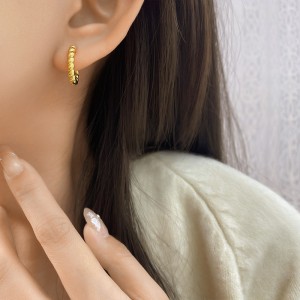 925 Sterling Silver Twisted Rope Hoop Earring 60200277 925 Sterling Silver Twisted Rope Hoop Earring 60200277