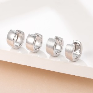 925 Sterling Silver Wide Matte Brushed Hoop Earring 60200280 925 Sterling Silver Wide Matte Brushed Hoop Earring 60200280