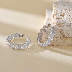 925 Sterling Silver Micro-Pave CZ Heart Huggie Hoop Earring 60200304 925 Sterling Silver Micro-Pave CZ Heart Huggie Hoop Earring 60200304