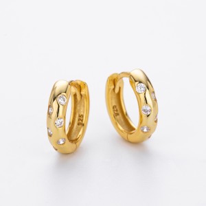 925 Sterling Silver Scattered Stone Chunky Huggies 60200314