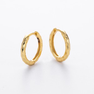 925 Sterling Silver Irregular Hammered Texture Hoop Earrings 60200324 925 Sterling Silver Irregular Hammered Texture Hoop Earrings 60200324