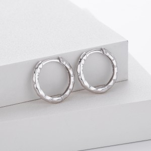 925 Sterling Silver Irregular Hammered Texture Hoop Earrings 60200324 925 Sterling Silver Irregular Hammered Texture Hoop Earrings 60200324