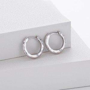 925 Sterling Silver Irregular Hammered Texture Hoop Earrings 60200324 925 Sterling Silver Irregular Hammered Texture Hoop Earrings 60200324