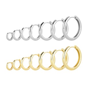 925 Sterling Silver Plain Polished Huggie Hoop Series 60200331 925 Sterling Silver Plain Polished Huggie Hoop Series 60200331