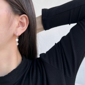 Round Square Zirconia Dangle Charm Hoop Earrings 60300123 Round Square Zirconia Dangle Charm Hoop Earrings 60300123