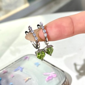 925 Sterling Silver Natural Crystal Heart-Shaped Dangle Earrings 60300179