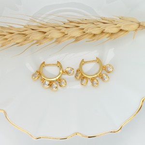 925 Sterling Silver Heart Charm Zircon Hoop Earring 60300187