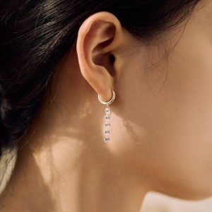 925 Sterling Silver 4mm Long Zircon Hoop Earring 60300196 925 Sterling Silver 4mm Long Zircon Hoop Earring 60300196