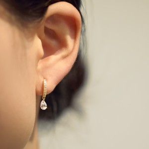 925 Sterling Silver 4*6 Teardrop Hoop Earring 60300200 925 Sterling Silver 4*6 Teardrop Hoop Earring 60300200