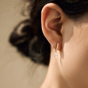 925 Sterling Silver 5*7 Teardrop Hoop Earring 60300201 925 Sterling Silver 5*7 Teardrop Hoop Earring 60300201