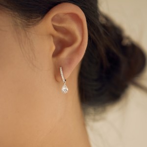 925 Sterling Silver 5*7 Teardrop Hoop Earring 60300201 925 Sterling Silver 5*7 Teardrop Hoop Earring 60300201