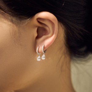 925 Sterling Silver 5*7 Teardrop Hoop Earring 60300201 925 Sterling Silver 5*7 Teardrop Hoop Earring 60300201