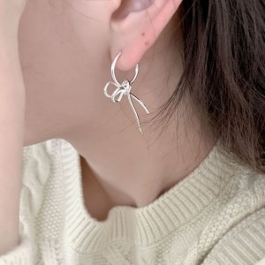 925 Sterling Silver Zirconia Bow Drop Hoop Earring 60300209 925 Sterling Silver Zirconia Bow Drop Hoop Earring 60300209