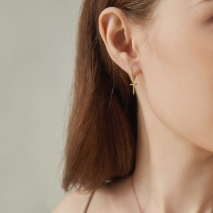 925 Sterling Silver Pave Zircon Dagger Drop Earrings 60300212 925 Sterling Silver Pave Zircon Dagger Drop Earrings 60300212