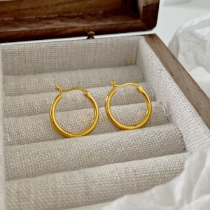 Minimalist Round Frensh Lock Hoop Earring 60400003 Minimalist Round Frensh Lock Hoop Earring 60400003