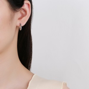 925 Sterling Silver Broken Silver Faceted Hoop Earrings 60400027 925 Sterling Silver Broken Silver Faceted Hoop Earrings 60400027