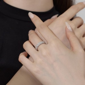 925 Sterling Silver Shiny Zirconia Layers Band Ring 70100195 925 Sterling Silver Shiny Zirconia Layers Band Ring 70100195