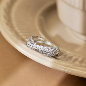 925 Sterling Silver Mariquesa Zirconia Band Ring 70100226 925 Sterling Silver Mariquesa Zirconia Band Ring 70100226