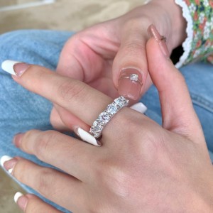 925 Sterling Silver Luxury 5mm Zirconia Band Ring 70100230 925 Sterling Silver Luxury 5mm Zirconia Band Ring 70100230