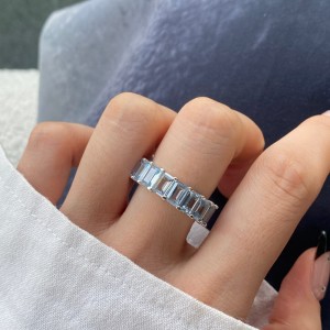 925 Sterling Silver Luxury 4*6 Rectangle Zirconia Band Ring 70100232 925 Sterling Silver Luxury 4*6 Rectangle Zirconia Band Ring 70100232