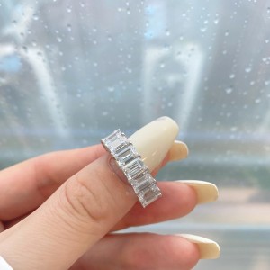 925 Sterling Silver Luxury 4*6 Rectangle Zirconia Band Ring 70100232 925 Sterling Silver Luxury 4*6 Rectangle Zirconia Band Ring 70100232