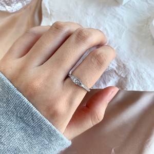 925 Sterling Silver Sparkle Zirconia Band Ring 70100239