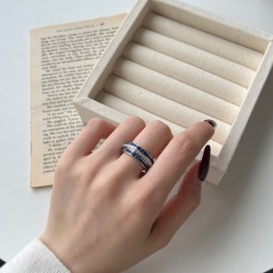 925 Sterling Silver Gear Zirconia Band Ring 70100256 925 Sterling Silver Gear Zirconia Band Ring 70100256