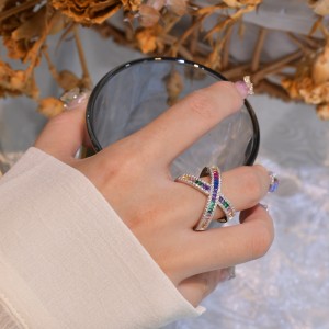 925 Sterling Silver Rainbow Cross Lines Zirconia Band Ring 70100292 925 Sterling Silver Rainbow Cross Lines Zirconia Band Ring 70100292