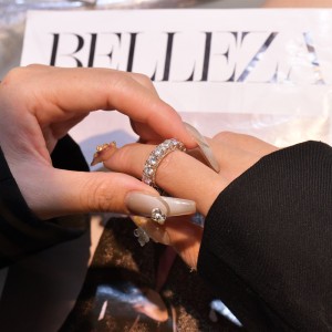 925 Sterling Silver Shiny Classic Zirconia Band Ring 70100296 925 Sterling Silver Shiny Classic Zirconia Band Ring 70100296