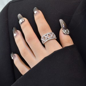 925 Sterling Silver Mariquesa Flower Zirconia Band Ring 70100299 925 Sterling Silver Mariquesa Flower Zirconia Band Ring 70100299