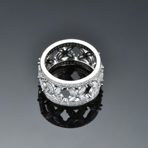 925 Sterling Silver Mariquesa Flower Zirconia Band Ring 70100299 925 Sterling Silver Mariquesa Flower Zirconia Band Ring 70100299