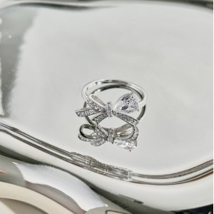 925 Sterling Silver Lovely Bow Zirconia Band Ring 70100301 925 Sterling Silver Lovely Bow Zirconia Band Ring 70100301