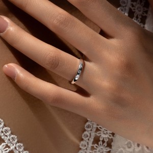 925 Sterling Silver Minimalist Zirconia Band Ring 70100307