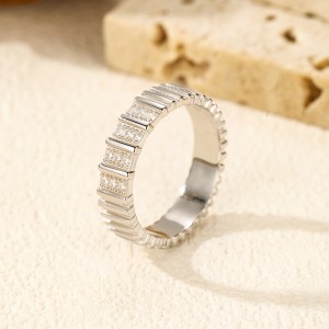 S925  D-VVS1 Moissanite Gear Band Ring 70100308