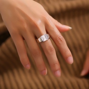 925 Sterling Silver 8A Emerald Cut Statement Band Ring 70100343 925 Sterling Silver 8A Emerald Cut Statement Band Ring 70100343