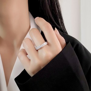 925 Sterling Silver Full CZ Statement Stackable Ring 70100346 925 Sterling Silver Full CZ Statement Stackable Ring 70100346