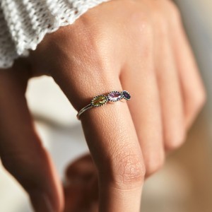 925 Sterling Silver Vintage MinimalistRainbow Crystal Ring 70100356