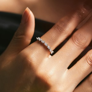 925 Sterling Silver Teardrop CZ Stackable Ring 70100369