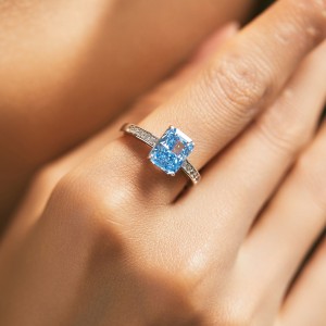 925 Sterling Silver Ice-Cut Blue CZ Sugar Cube Ring 70100378