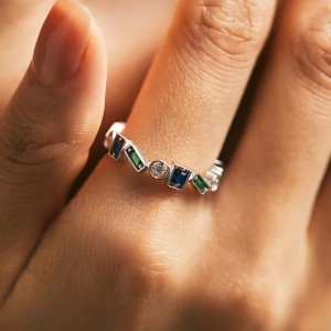 925 Sterling Silver Irregular Geometric Rainbow CZ Ring 70100381