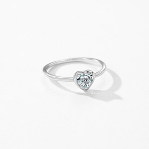 925 Sterling Silver Minimalist Heart Zirconia Ring 70100396
