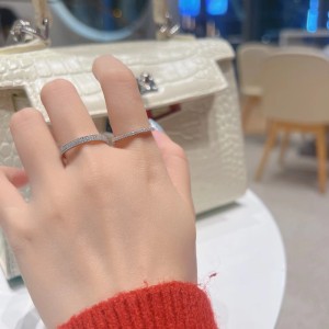 925 Sterling Silver 1.5mm Single Row Full Pave Zirconia Ring 70100403