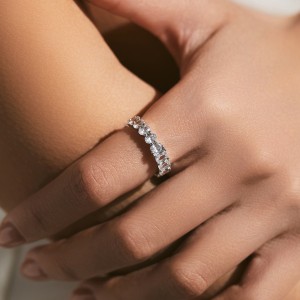 925 Sterling Silver Full Oval Round Zirconia Band Ring 70100413