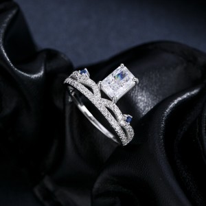 925 Sterling Silver Geometric Design Crown Ring 70100433 925 Sterling Silver Geometric Design Crown Ring 70100433