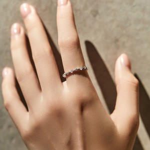 925 Sterling Silver Irregular Zircon Stackable Ring 70100437