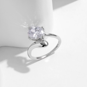 925 Sterling Silver Solitaire Snake-Inspired Zircon Ring 70100441