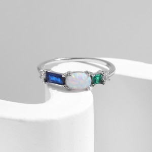 925 Sterling Silver Vintage Opal-Inspired Ring 70100464 925 Sterling Silver Vintage Opal-Inspired Ring 70100464